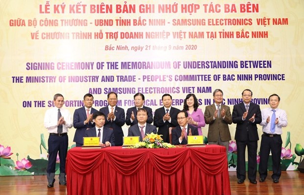 Bac Ninh: Tripartite cooperation programme to boost supporting industry hinh anh 1